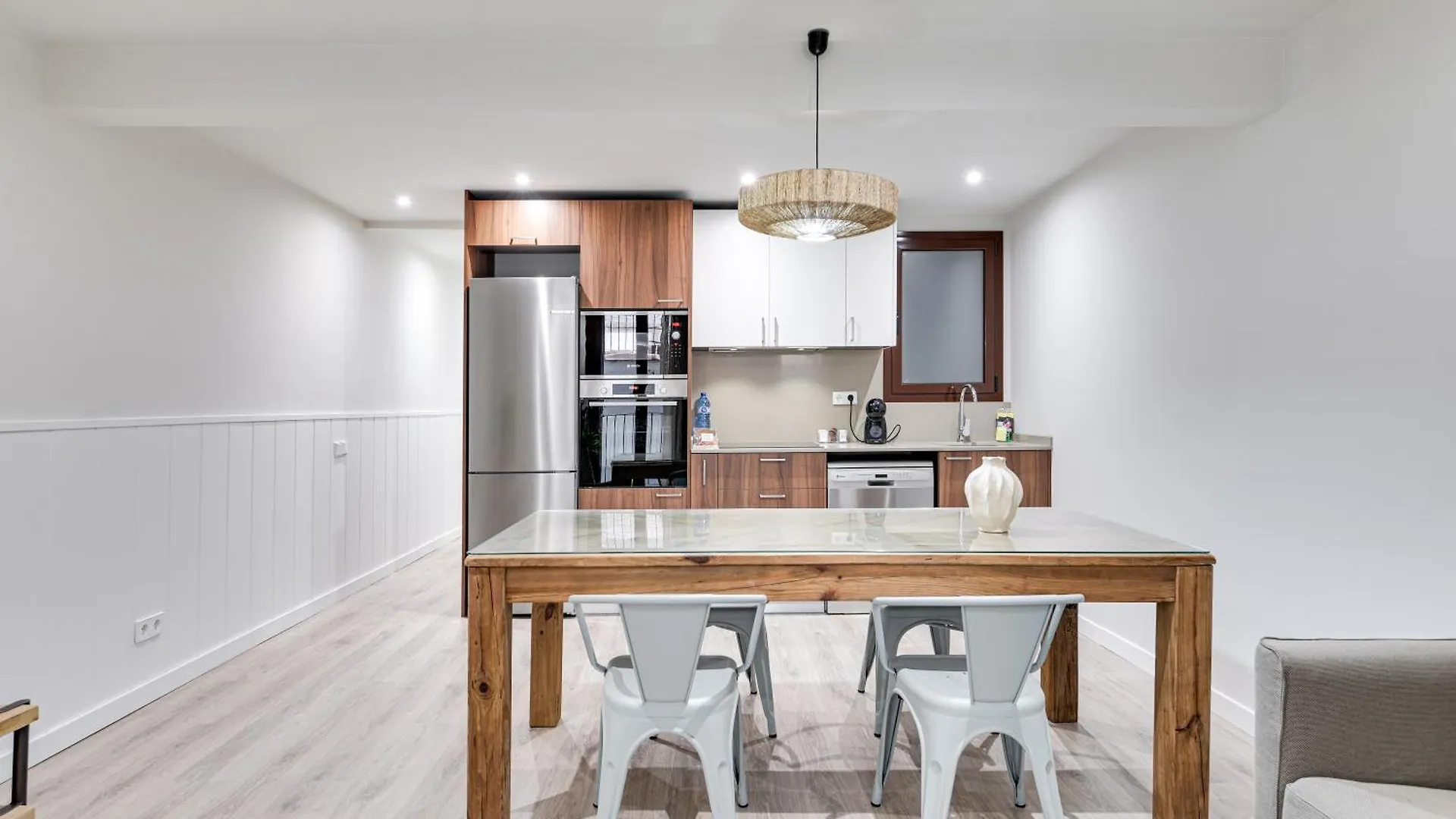 Lucasland Apartments Barcelona