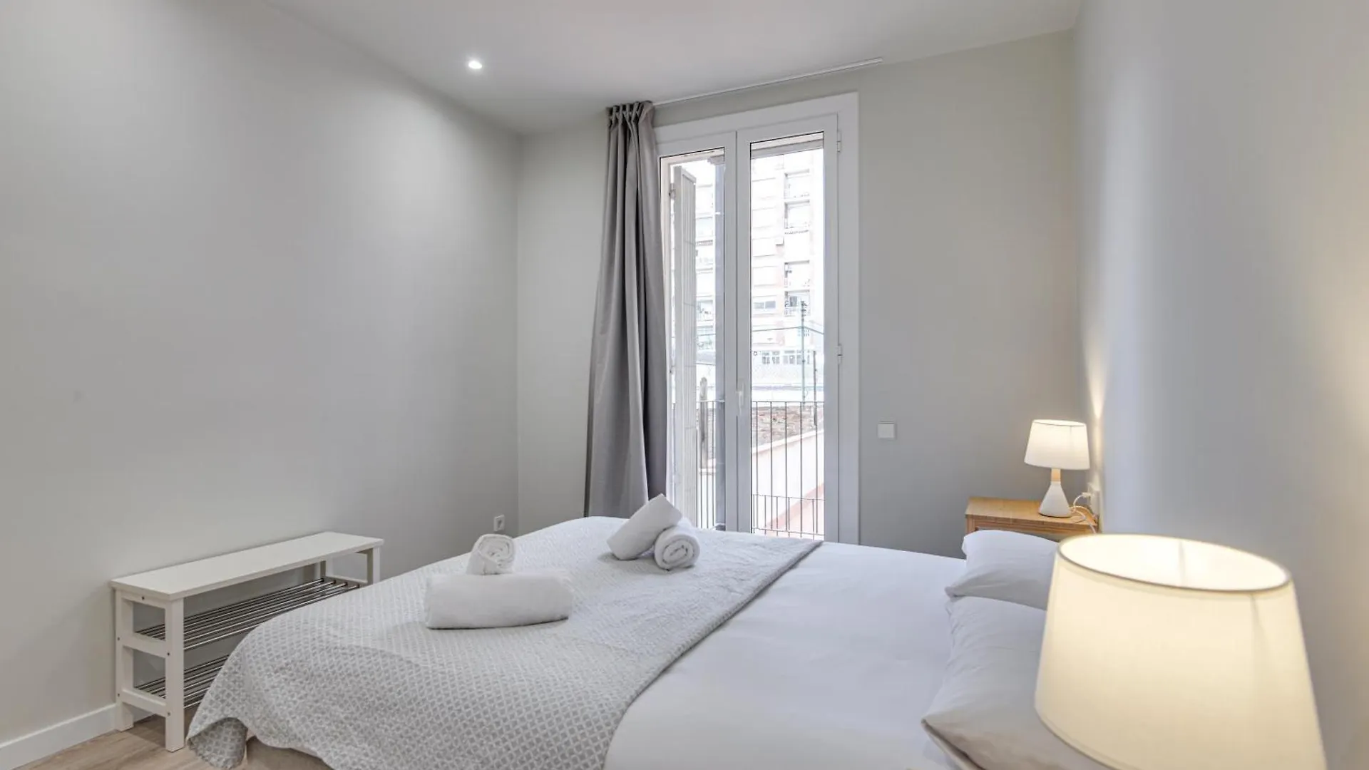 Lucasland Apartments Barcelona