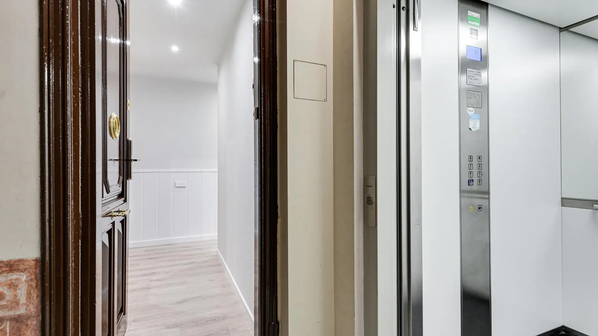 Lucasland Apartments Barcelona