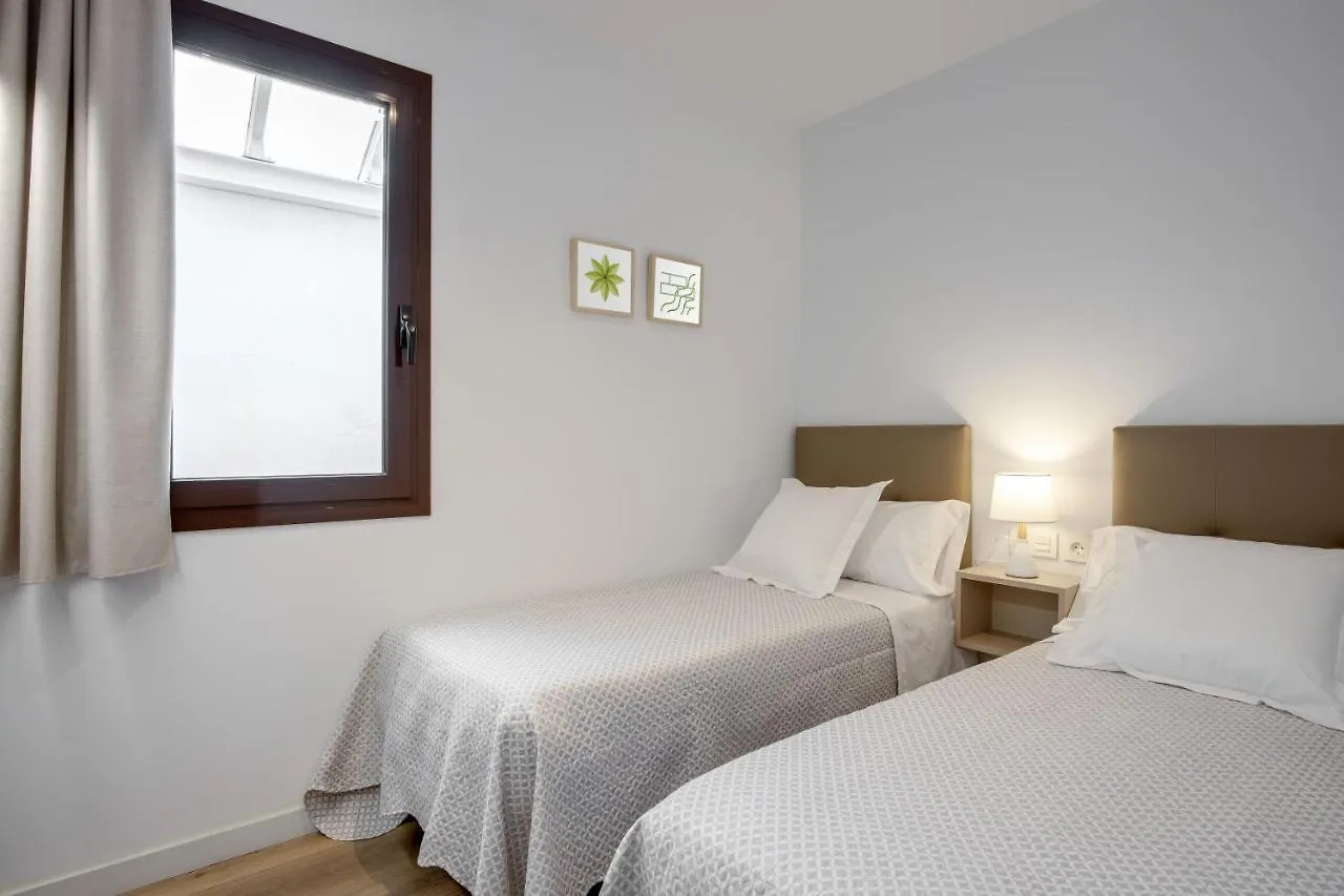 Lucasland Apartments Barcelona