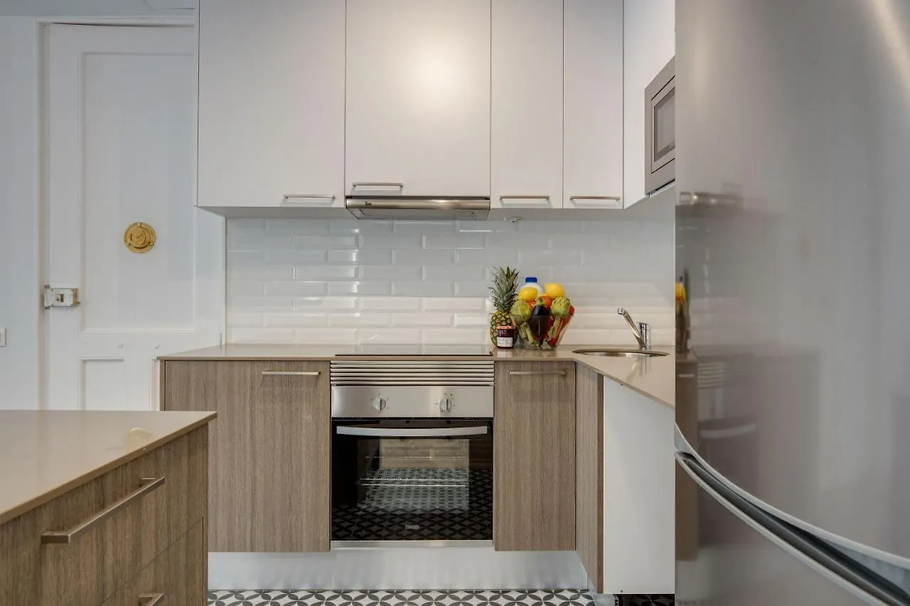 Lucasland Apartments Barcelona