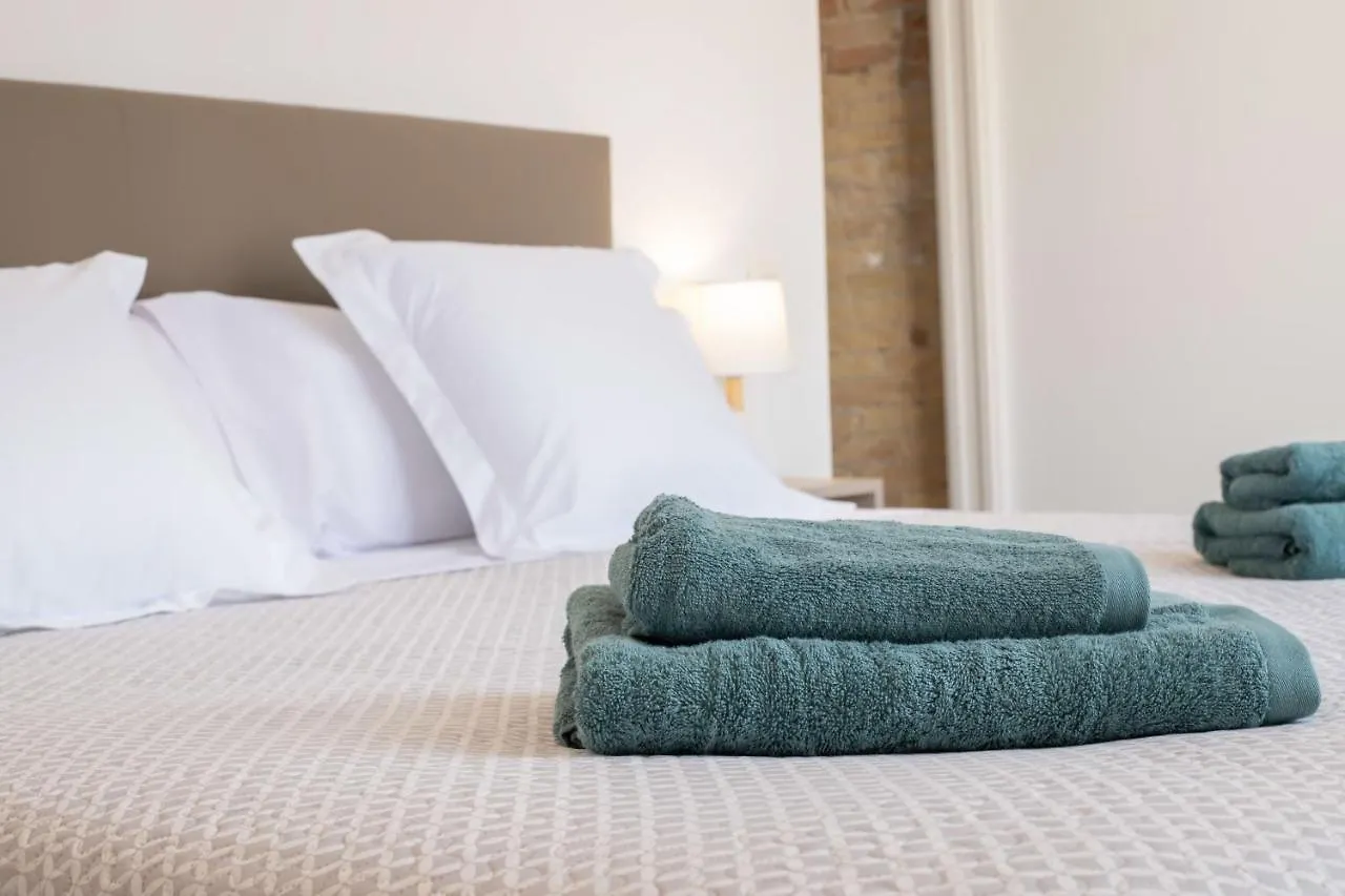 Lucasland Apartments Barcelona