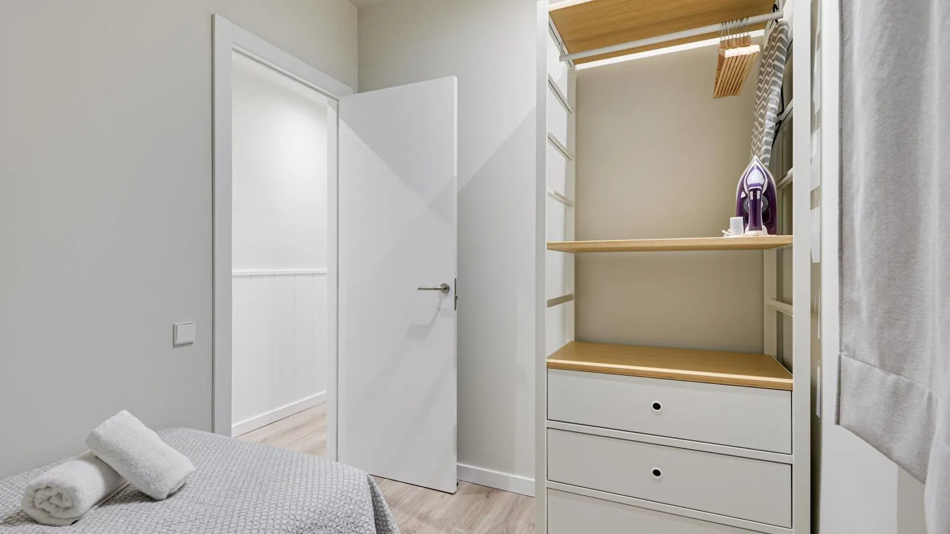 Lucasland Apartments Barcelona